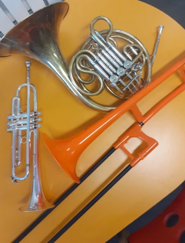 Les cuivres sont de sortie...